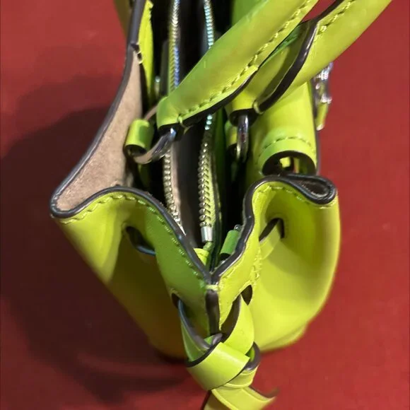 NWOT Michael Kors Mercer Neon Green Satchel - Picture 8 of 8
